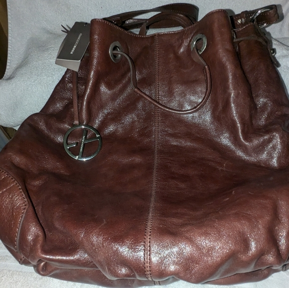 Francesco Biasia brown leather large bucket bag. - Picture 12 of 16